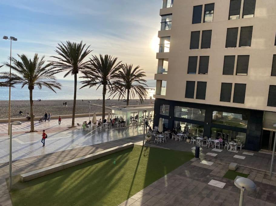 Casa Del Mar Luxury. Primera Linea De Playa อัลเมรีอา ภายนอก รูปภาพ