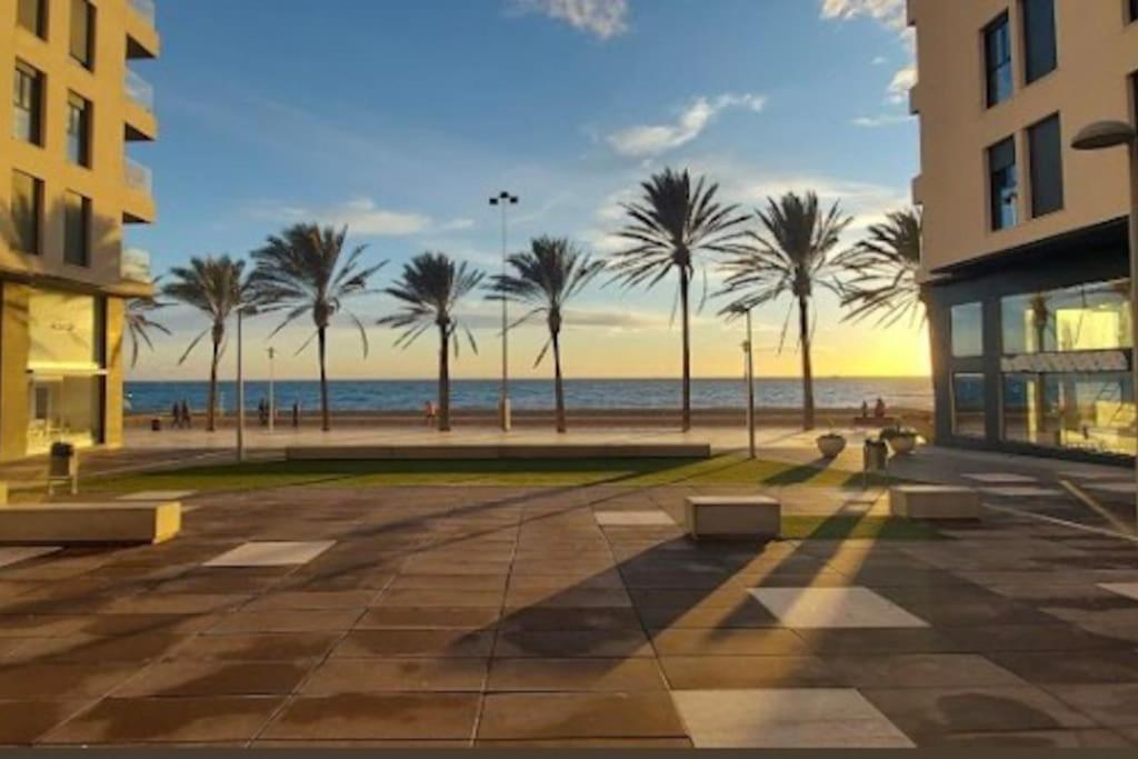 Casa Del Mar Luxury. Primera Linea De Playa อัลเมรีอา ภายนอก รูปภาพ