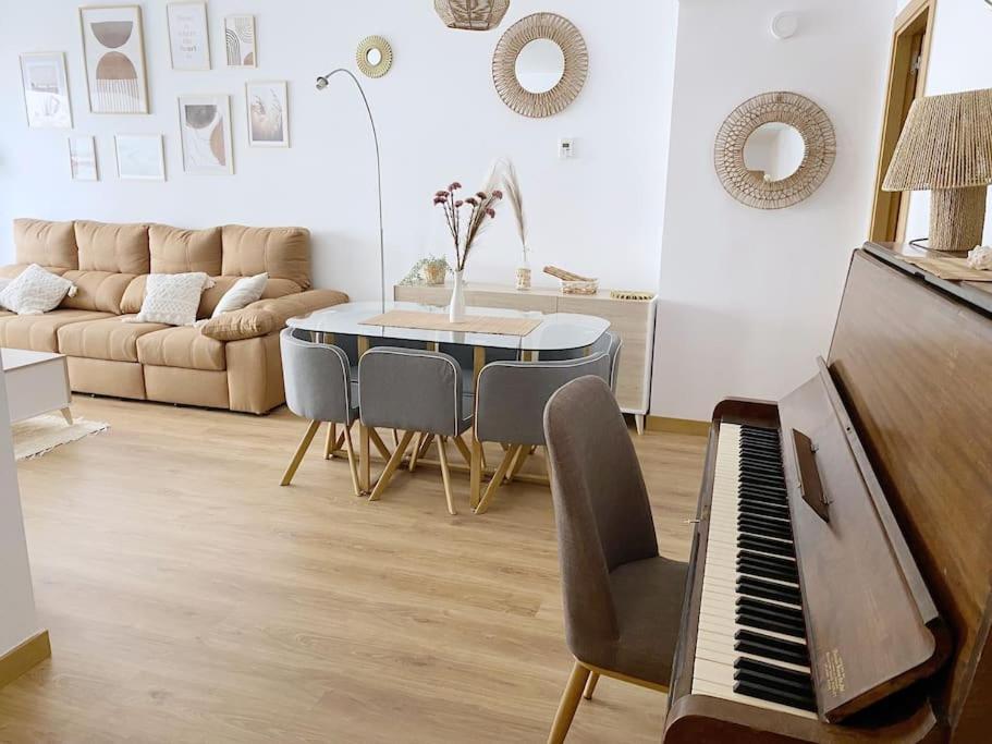 Casa Del Mar Luxury. Primera Linea De Playa อัลเมรีอา ภายนอก รูปภาพ